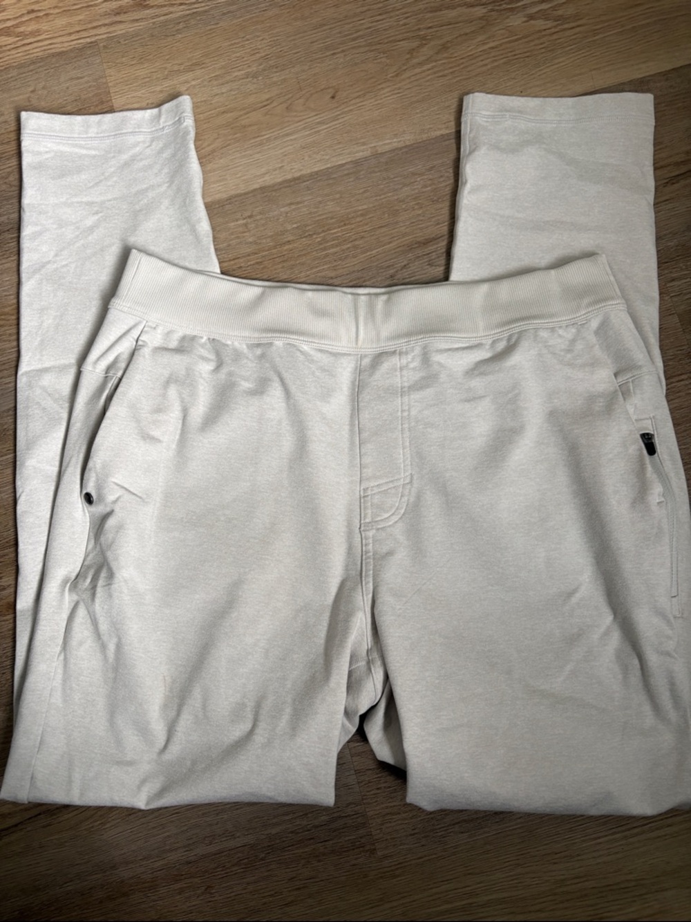 Vuori coronado Light Gray Sweatpants - Cozy Everyday Joggers